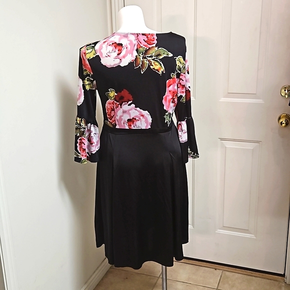 Plus Size Reborn Floral Midi Dress - Picture 3 of 5